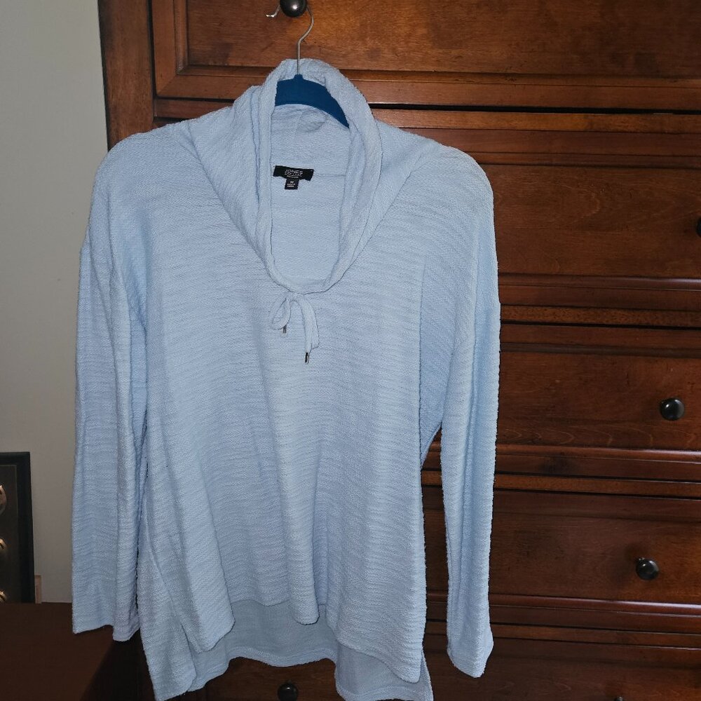 Baby Blue Cowl neck light sweater - Jones New York - Size M - like new -